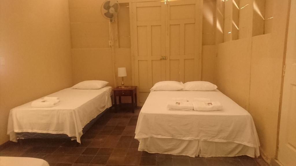 Hostel Los Abuelos 莫约加尔帕 外观 照片