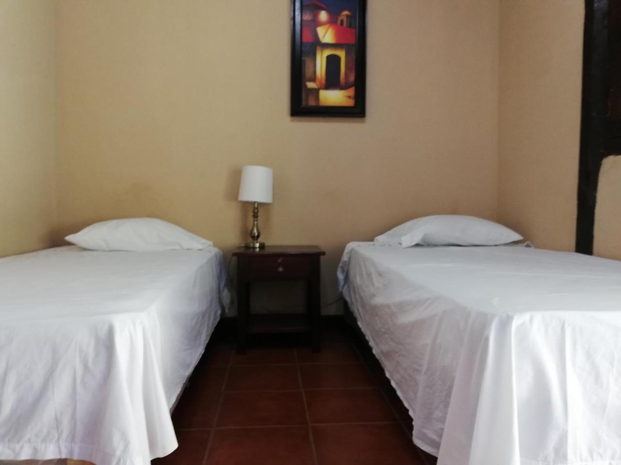 Hostel Los Abuelos 莫约加尔帕 客房 照片