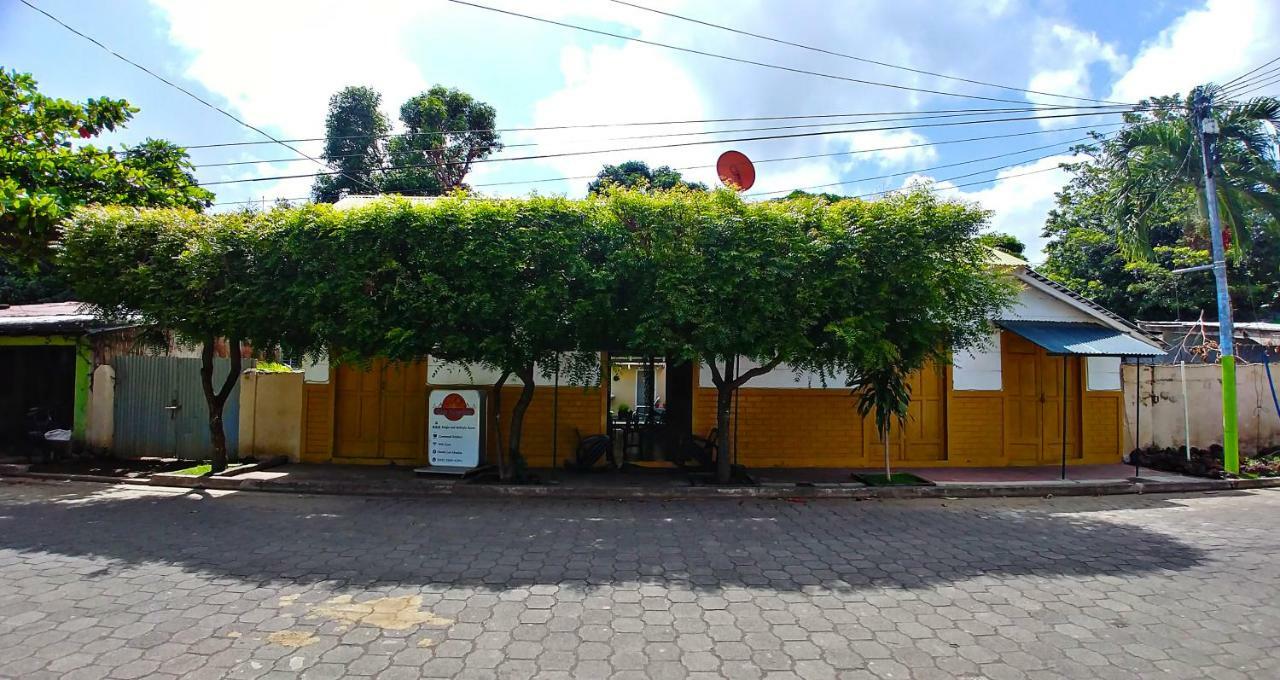 Hostel Los Abuelos 莫约加尔帕 外观 照片