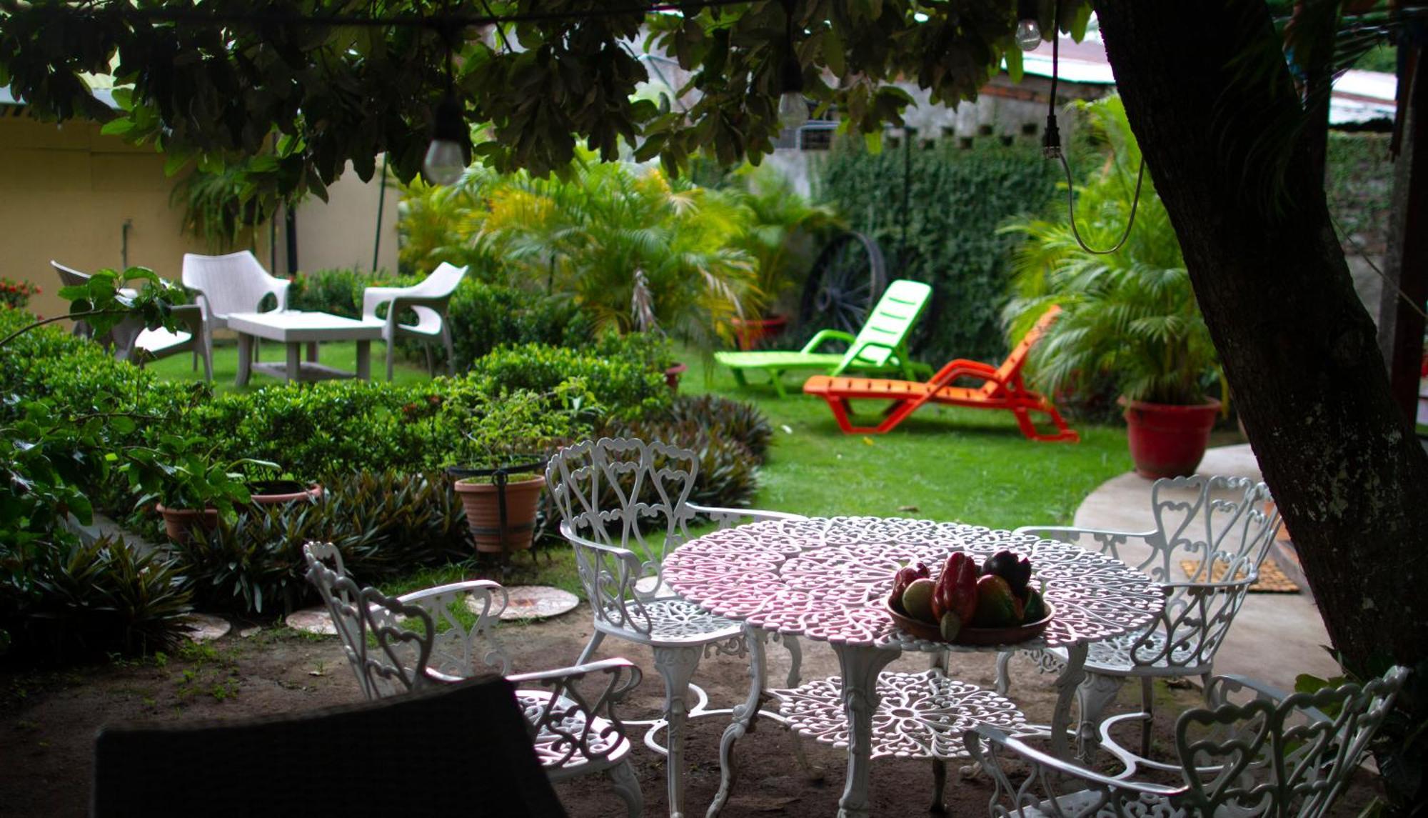 Hostel Los Abuelos 莫约加尔帕 外观 照片